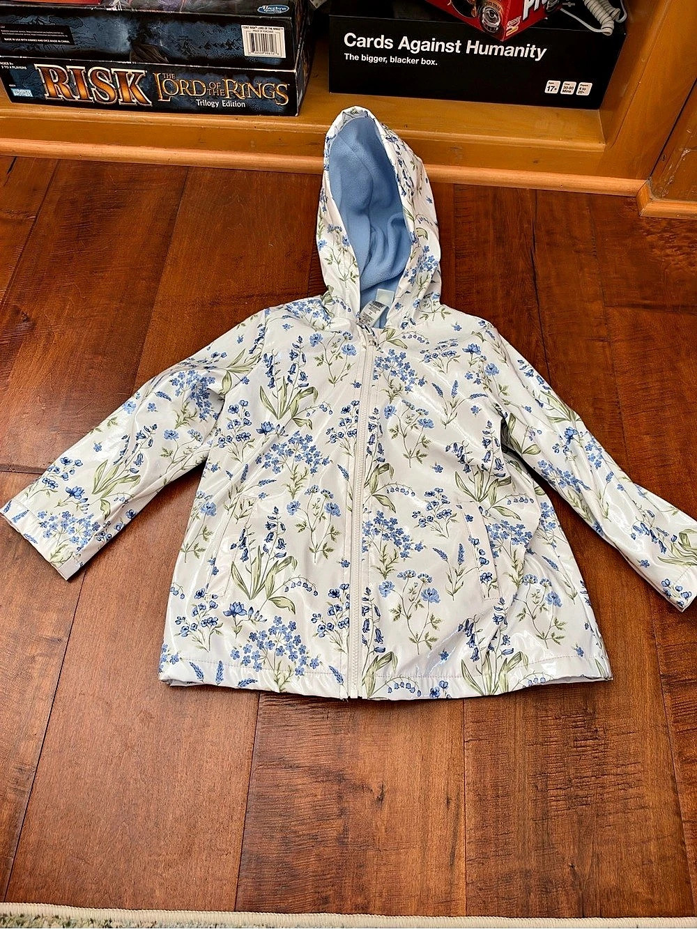 Little Me Floral Rain Jacket in White & Blue Size 4T Like New